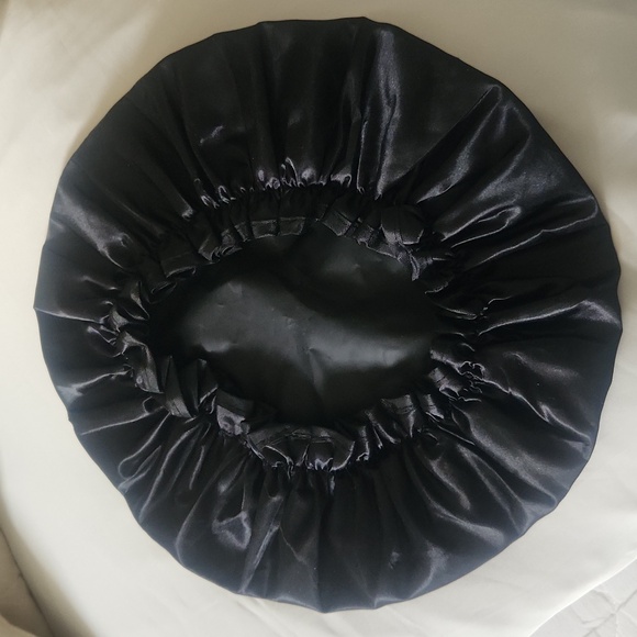 Hair Clip With Black Satin Hair Cap - Picture 6 of 6